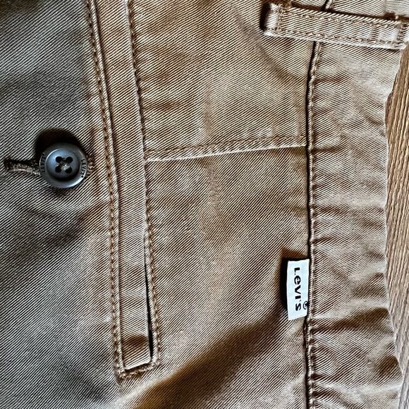 Levi’s - Picture 4 of 5